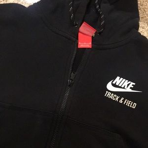 Nike track and field crop hoodie!
